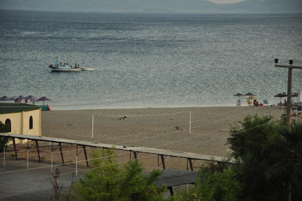 Ayvalı棕榈阁套房住宿加早餐旅馆住宿加早餐旅馆 外观 照片